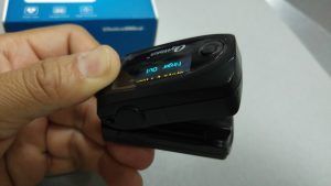 Pulsioxímetro OLED portátil con alarma